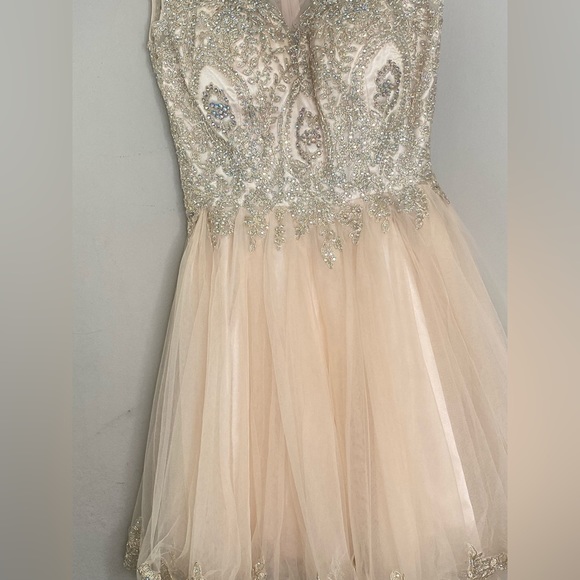 Cinderella Divine Women’s Formal Event Short Party Prom Homecoming Dress Size 6 - Picture 15 of 16